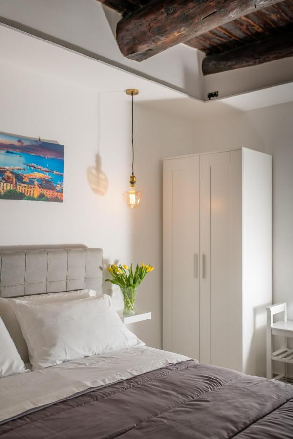 Вилла Residenza San Gregorio Armeno Неаполь Экстерьер фото